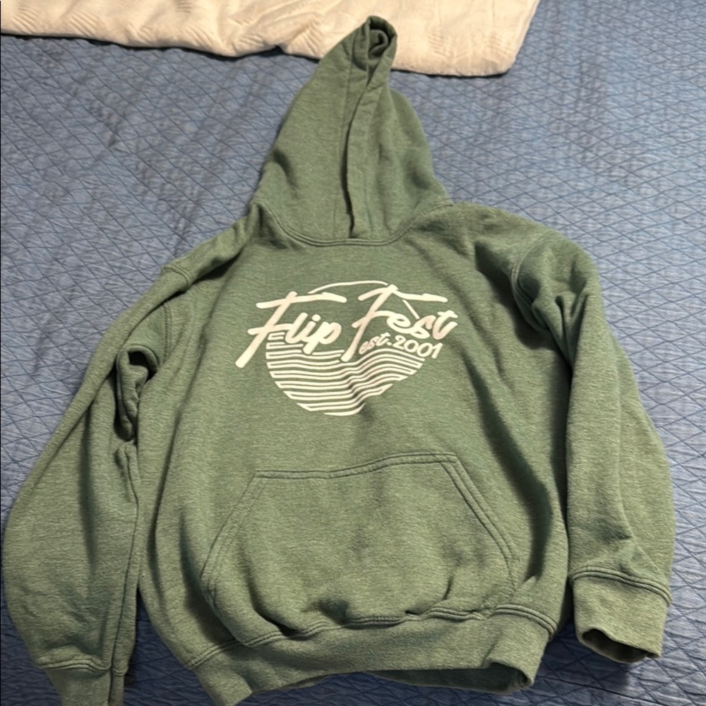 Flip Fest Gymnastics Cheer Ninja Kids  M Green Hoodie